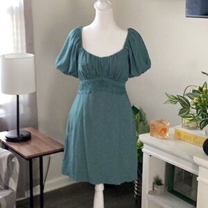 Trixxi Green Ruched Puff Sleeve Mini Dress